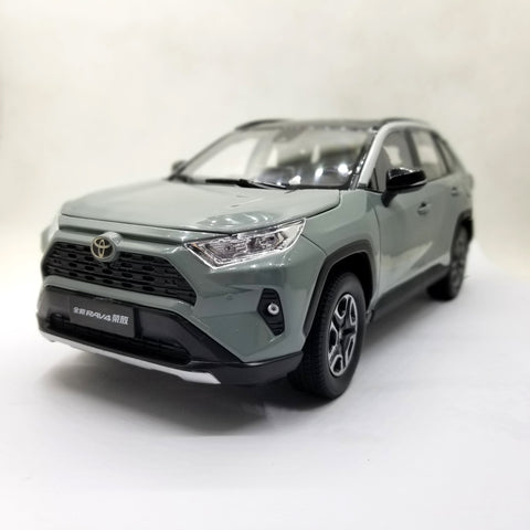 Image of 1:18 Diecast Model for Toyota RAV4 SUV Alloy Toy Car Miniature Collection Gifts