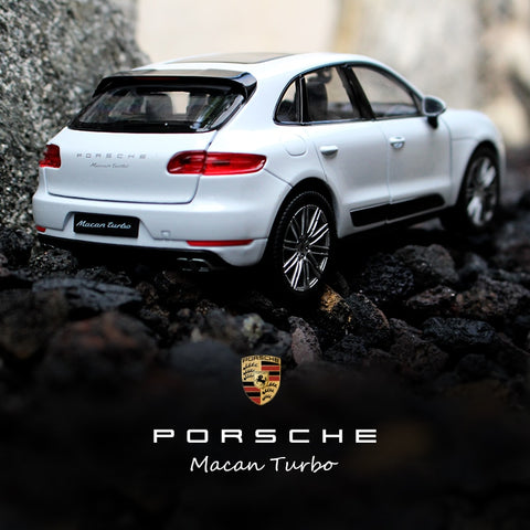 Image of 1:24 Porsche Macan White Car Alloy Car Model Simulation Car Decoration Collection Gift Toy Die Casting Model