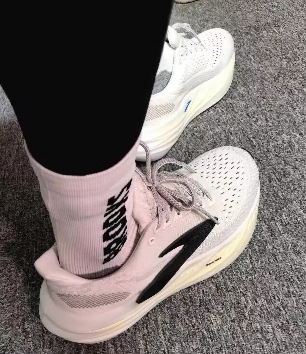 Shock-absorbing Casual Women Sneakers Anti-slip Running Shoes