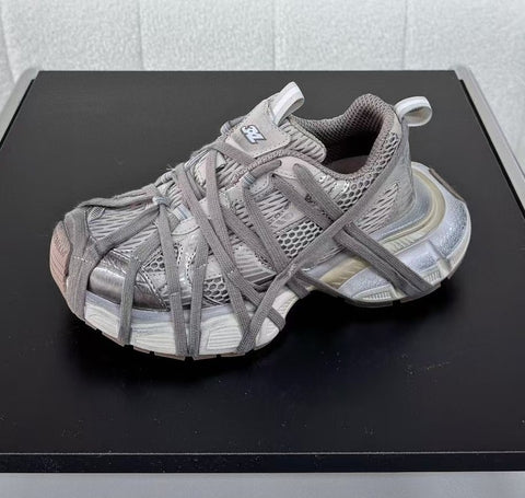 Image of Strap Chunky Sneakers for Women Flat Breathable Distressed Running Shoes