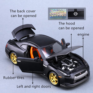 1:24 Nissan GTR Sports Car Convertible Alloy Car Model Simulation Car Decoration Collection