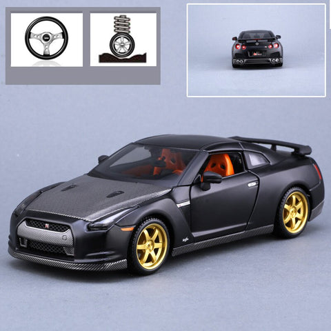 Image of 1:24 Nissan GTR Sports Car Convertible Alloy Car Model Simulation Car Decoration Collection