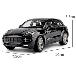 1:24 Porsche Macan White Car Alloy Car Model Simulation Car Decoration Collection Gift Toy Die Casting Model 